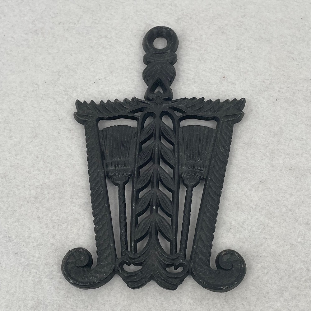 Vintage Cast Iron Trivet‎ Double Broom Wheat Design Black Made in Japan Decor